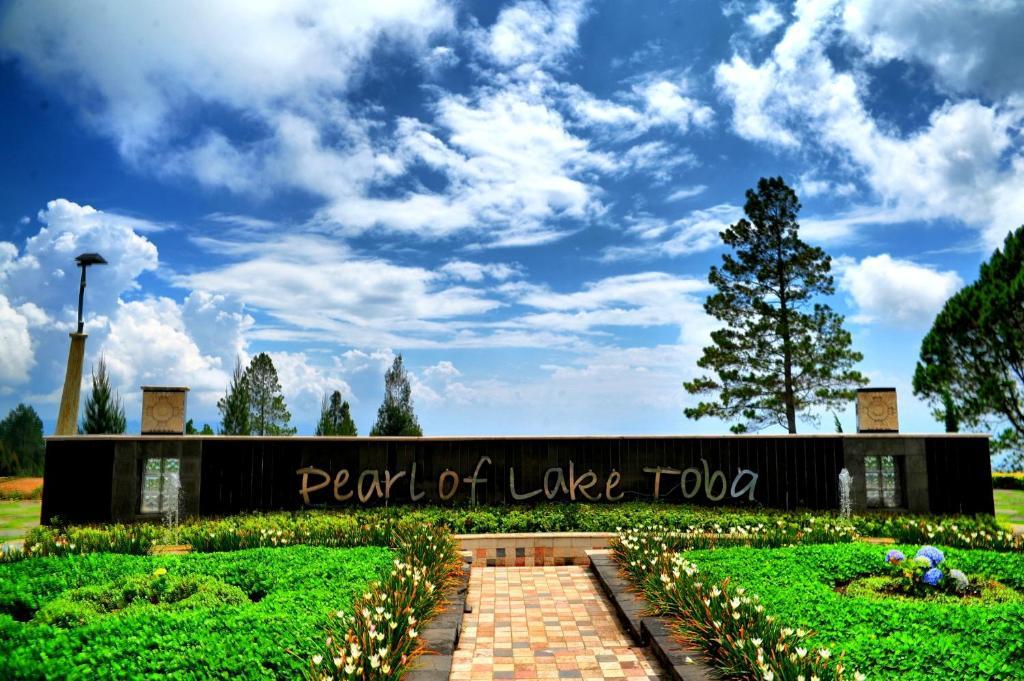 Taman Simalem Resort Tongging Exterior foto